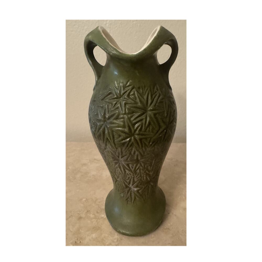 Vtg. 1968 McCoy Pottery Olive Green Starburst Pattern Handles Ceramic Vase 10"